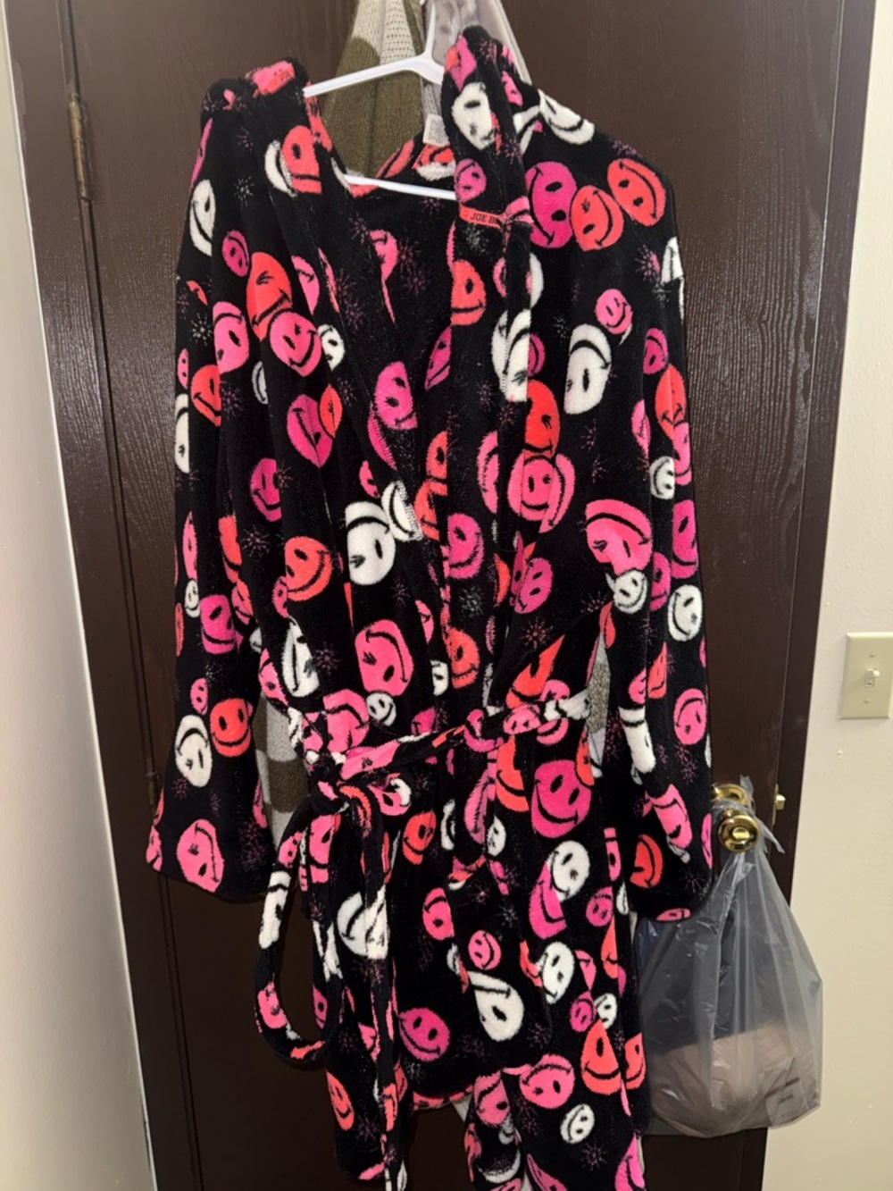 Smiley Face Plush Bathrobe - Black with Pink & White Smiles